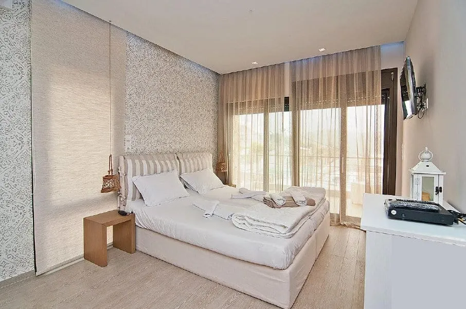 Christies Luxury Suites by Dandy Hospitality, Sivota, Grčka — fotografija 1