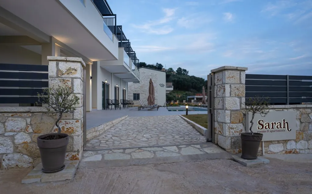 Sarah Luxury Rooms, Sivota, Grčka — fotografija 9
