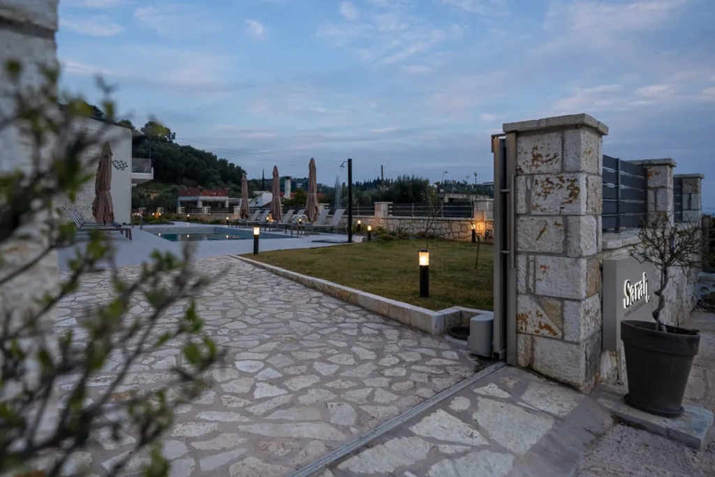 Sarah Luxury Rooms, Sivota, Grčka — fotografija 13