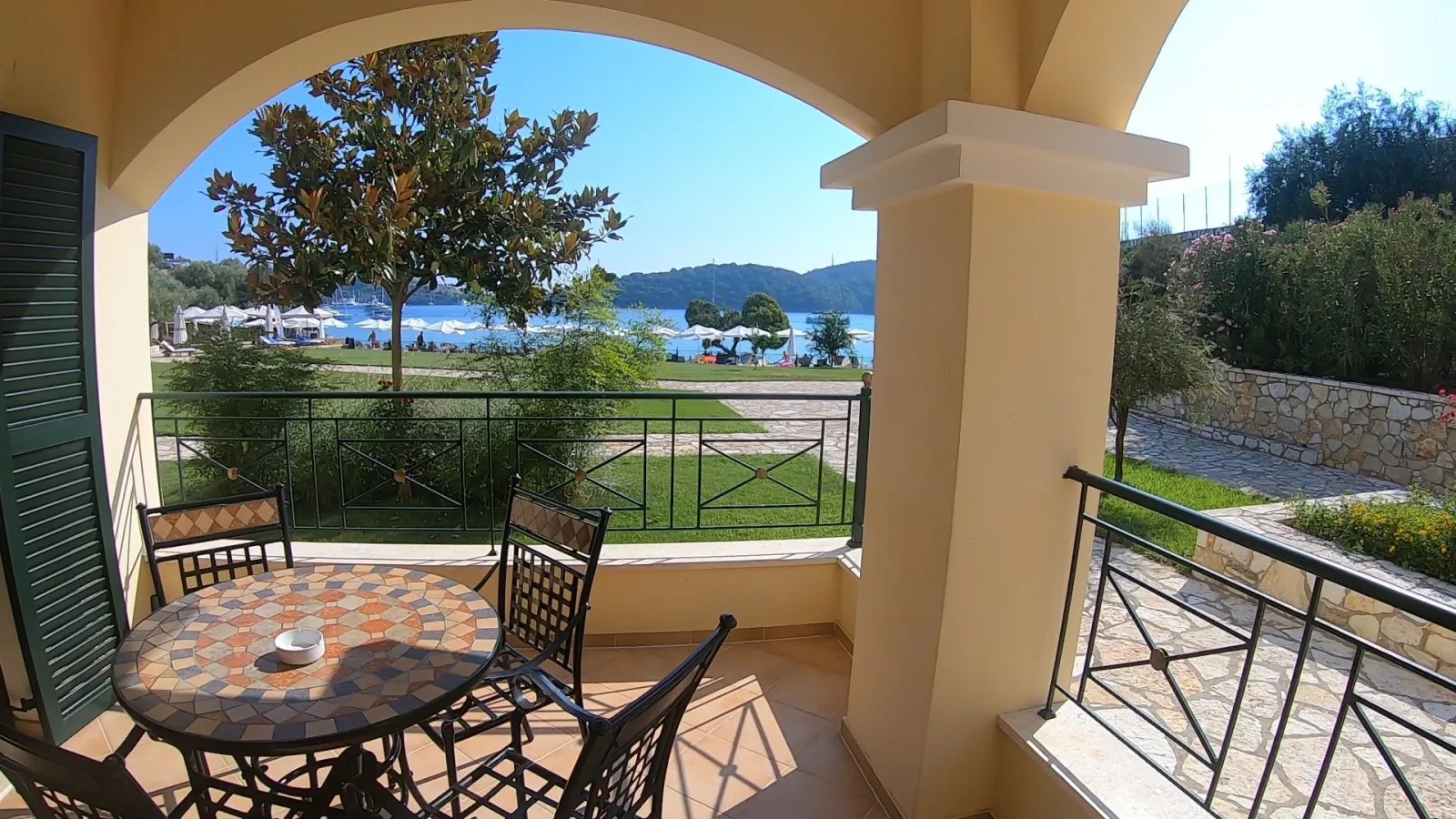 Sivota Gold Hotel and Beach Bar Thesprotia, Sivota – Zeri, Grčka — Maisonette 3 | BEACH FRONT (DB/2-SB)