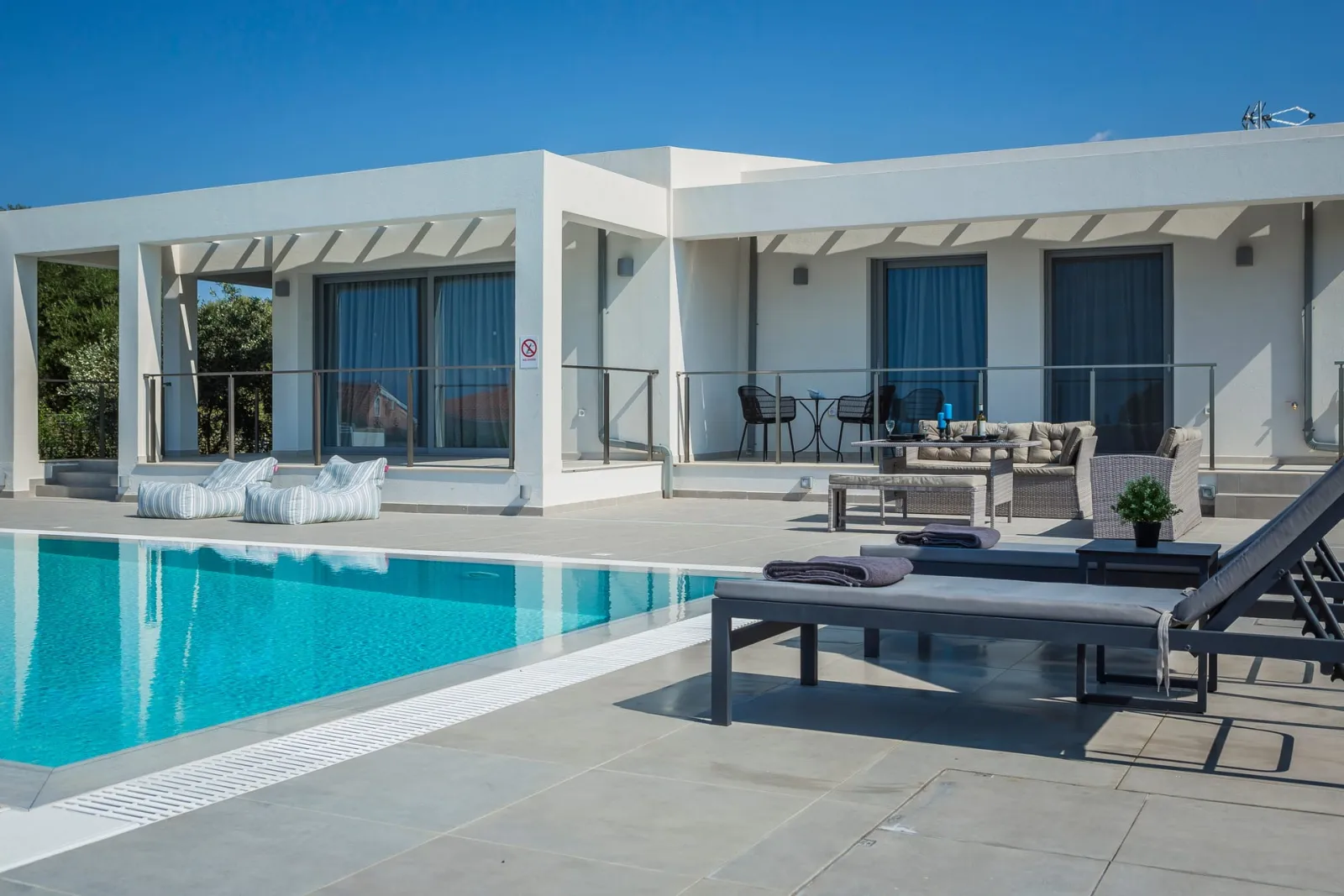 Astra Village Hotel & Suites, Svoronata, Grčka — VILLA ROMEO
