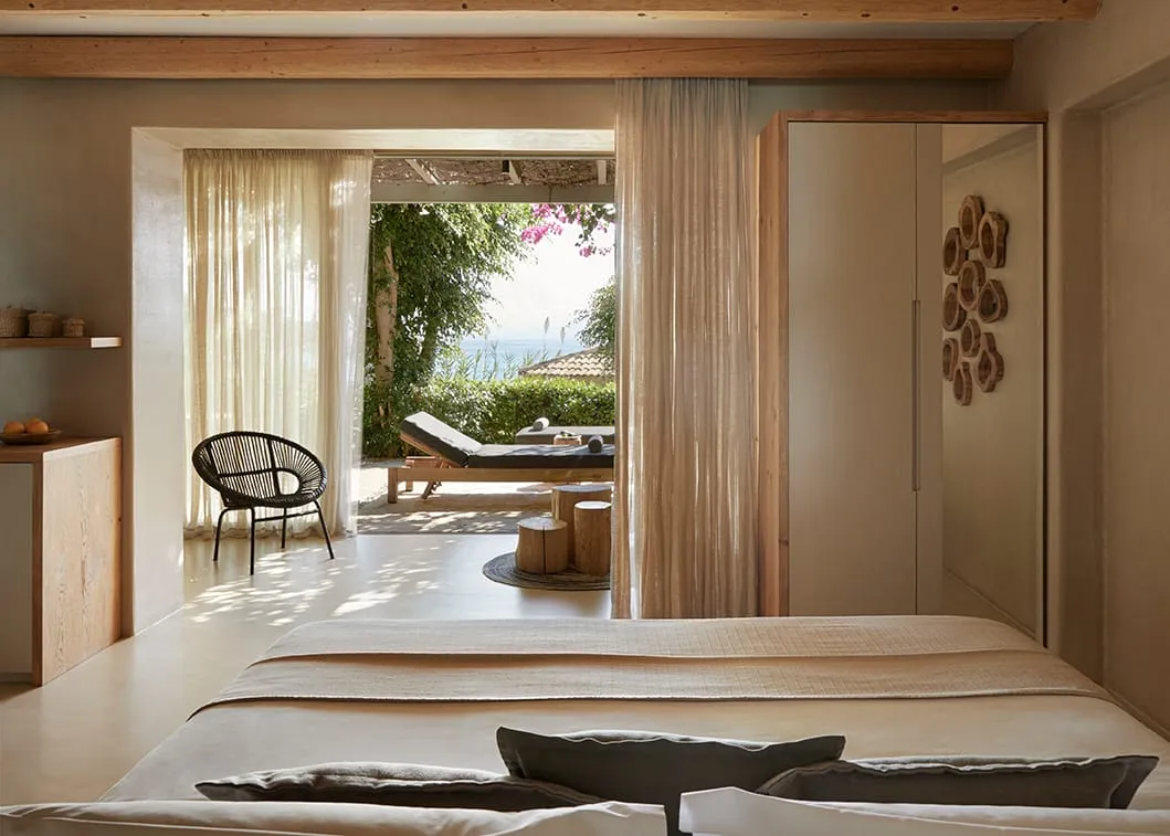 F ZEEN KEFALONIA, Lourdata, Grčka — FOREST RETREAT