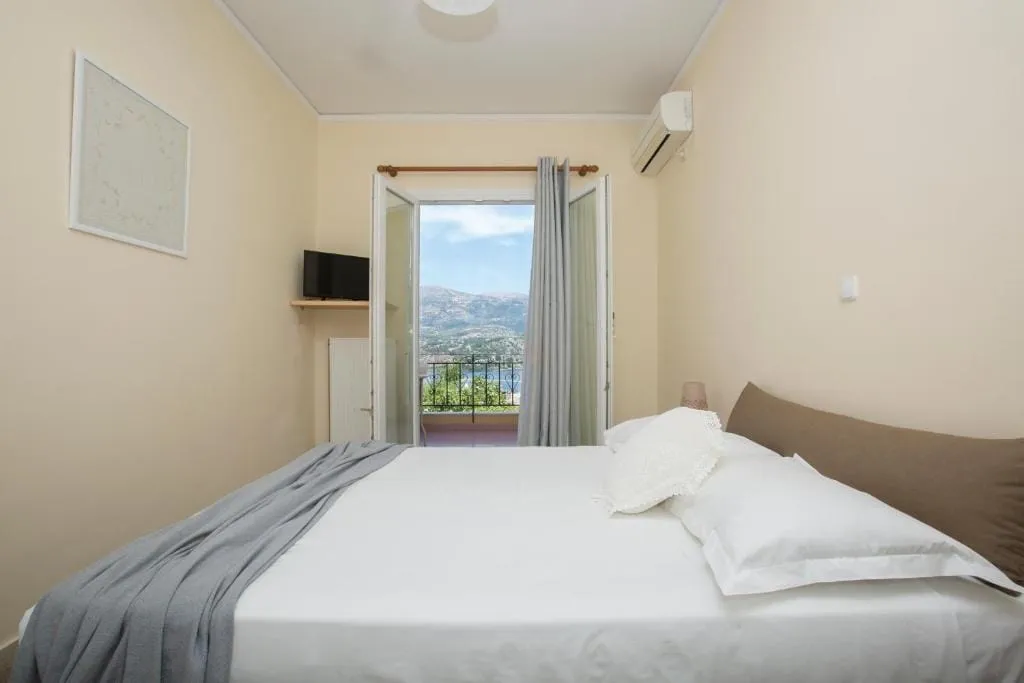 Liostasi Retreat Kefalonia, Argostoli, Grčka — Double Bedroom Apartment with Sea View