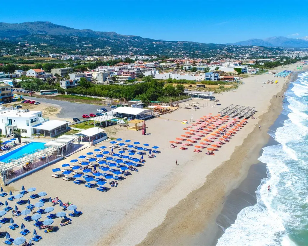 Adele Beach, Rethymno, Grčka — plaža