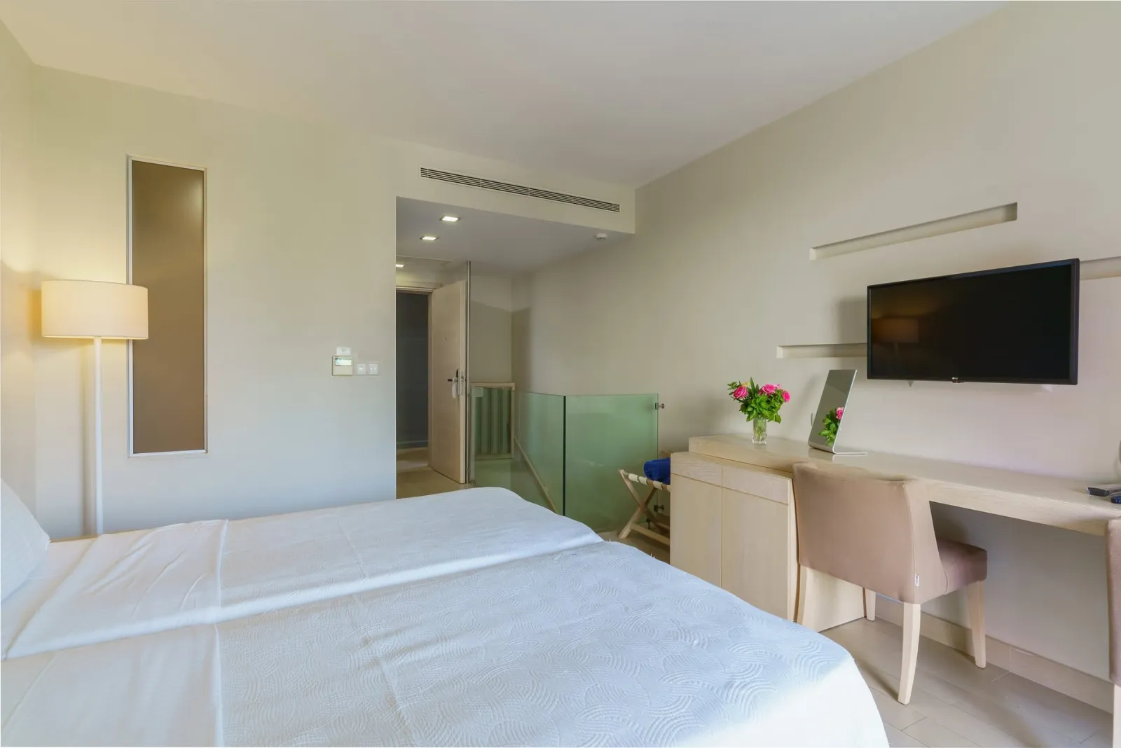 Aegean Pearl Hotel, Rethymno, Grčka — Family Room Split Level