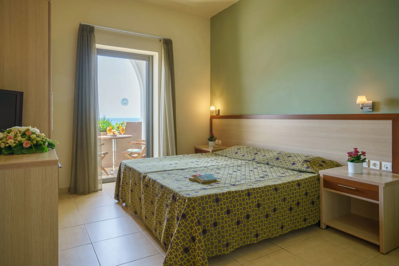 Alianthos Beach Hotel Plakias, Rethymno, Grčka — Standard Triple Room