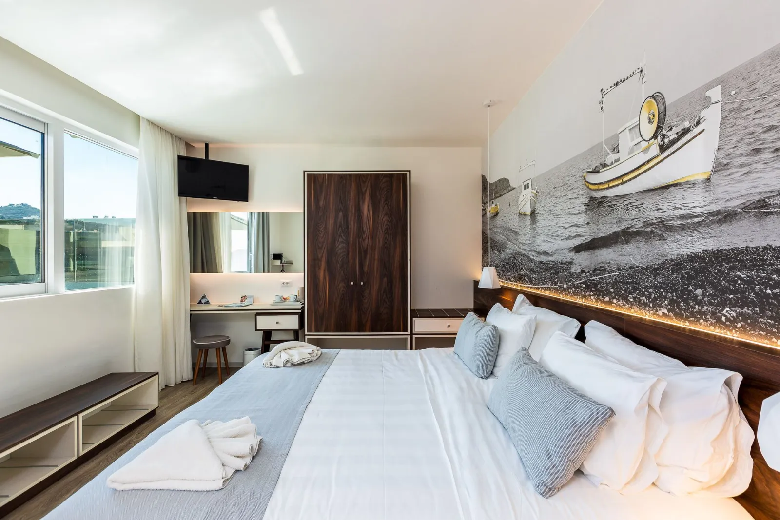 Atrium Ambiance Hotel Rethymno, Rethymno, Grčka — Executive Suite with Jetted Tub