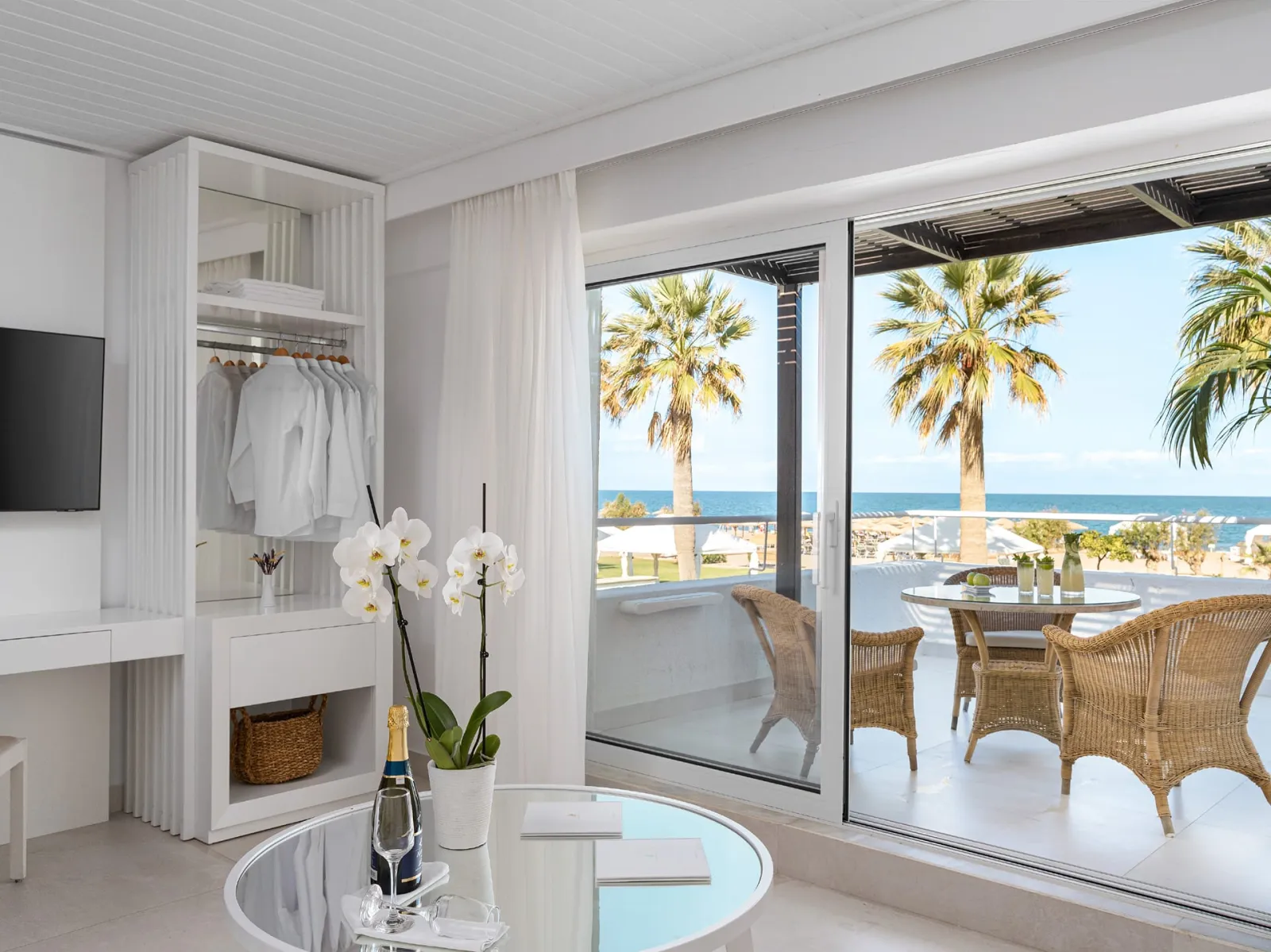 Grecotel Creta Palace Luxury Resort, Rethymno, Grčka — Family Suite Sea Front