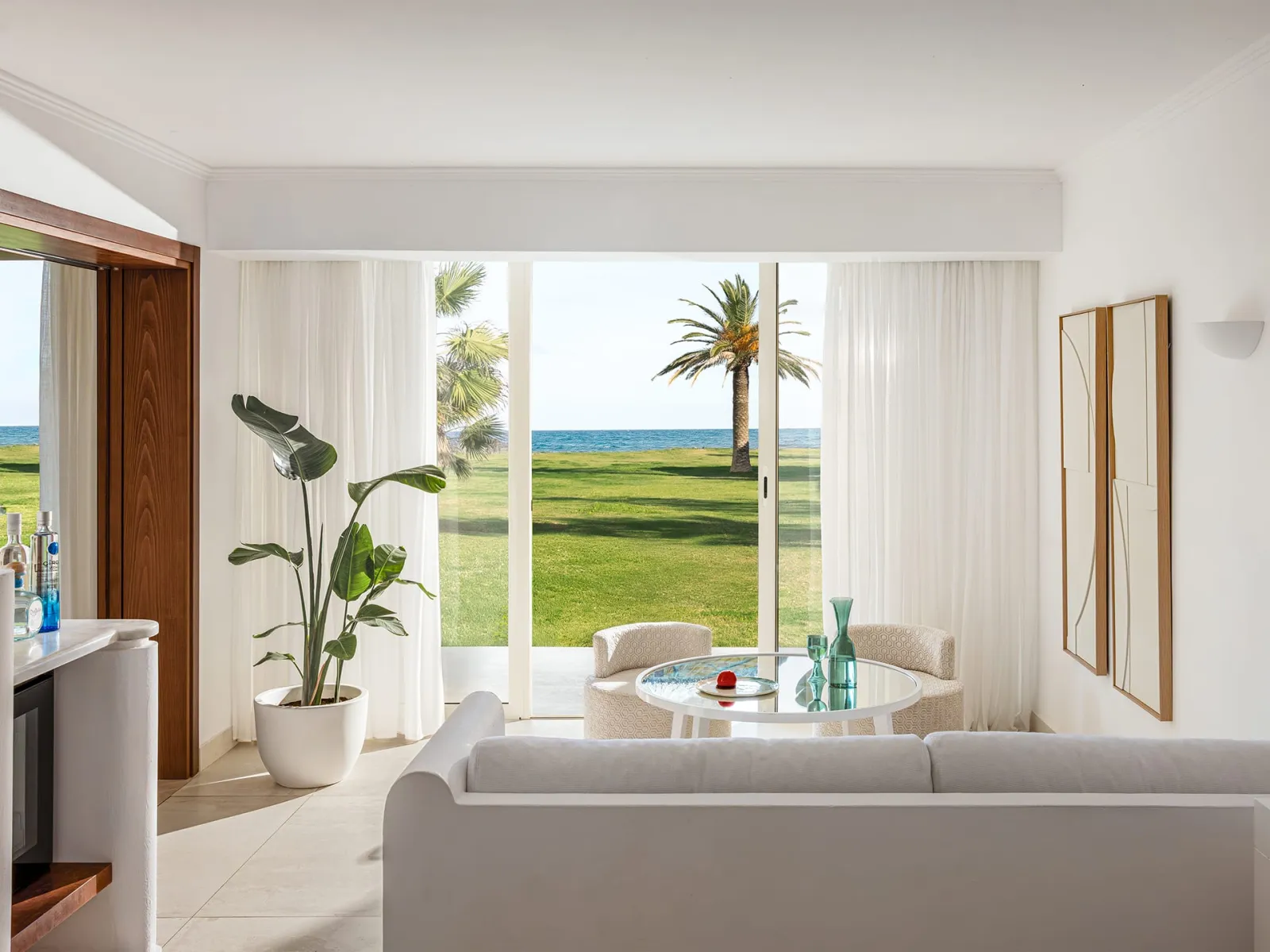 Grecotel Creta Palace Luxury Resort, Rethymno, Grčka — Palace Family Bungalow Suite Side Sea View