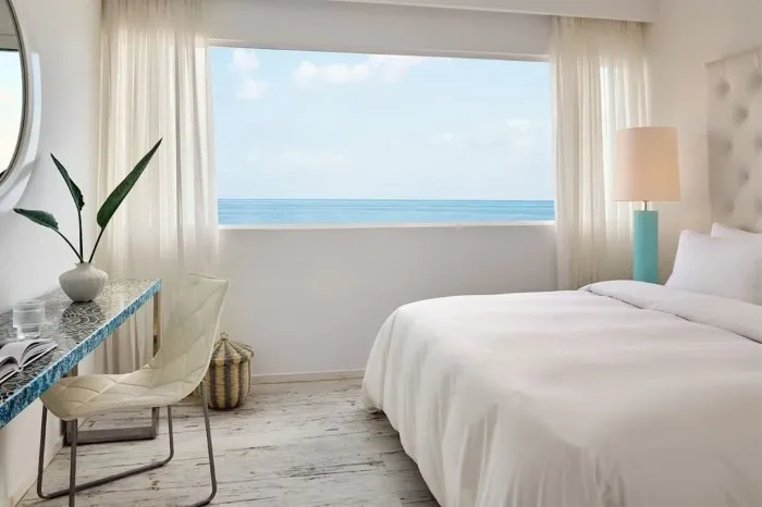 Grecotel Luxme White, Rethymno, Grčka — Family Suite Grand Sea View