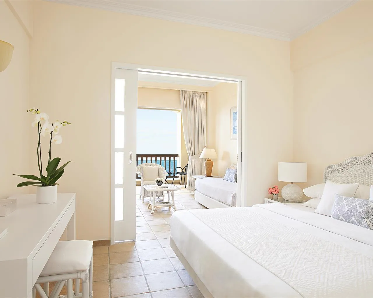 Grecotel Marine Palace & Aqua Park, Grčka — Family Room Main Building /Marine Palace Garden View