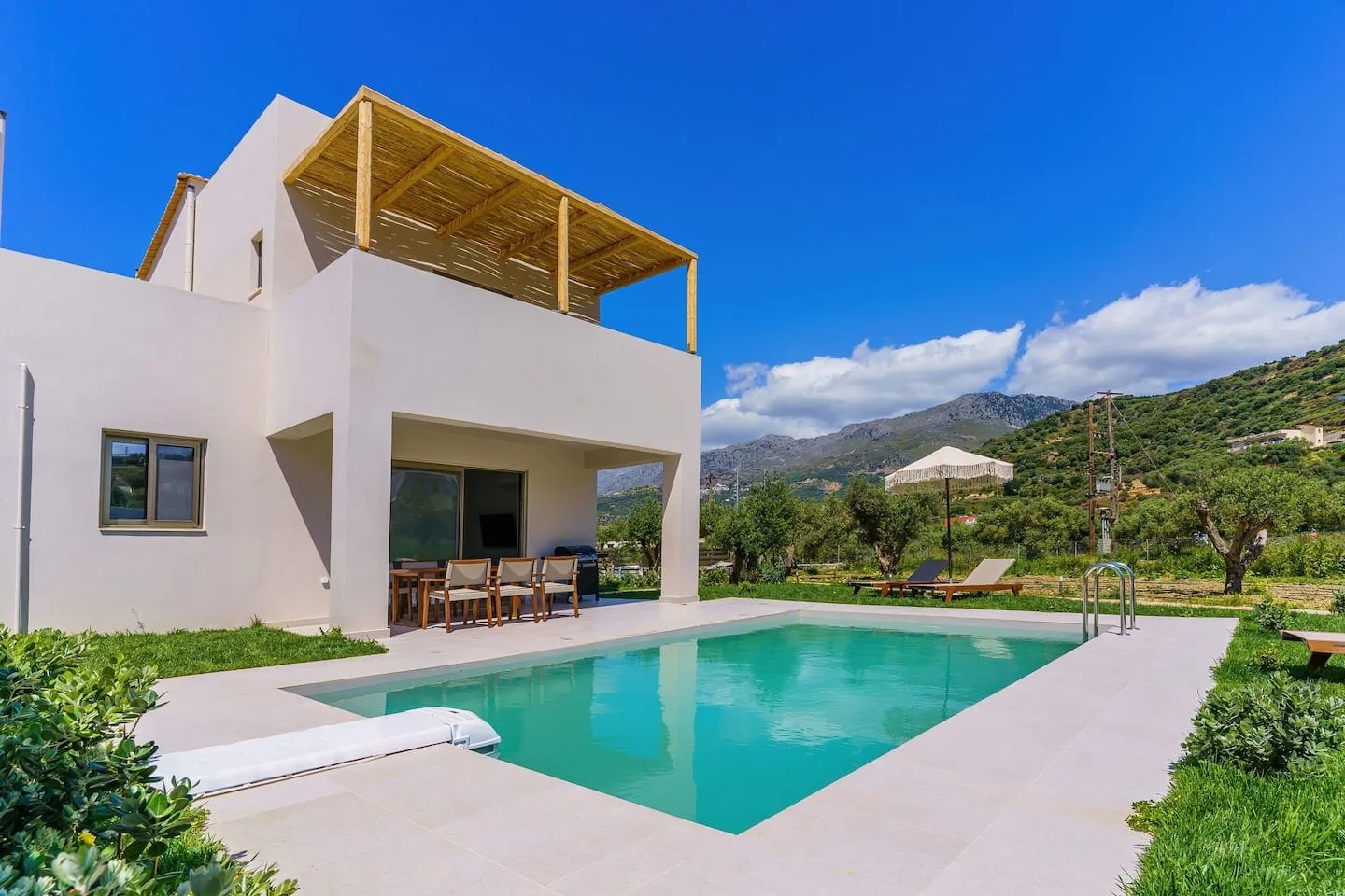 Increteblue Suites, Plakias, Grčka — Two Bedroom Villa with Private Pool & Jacuzzi
