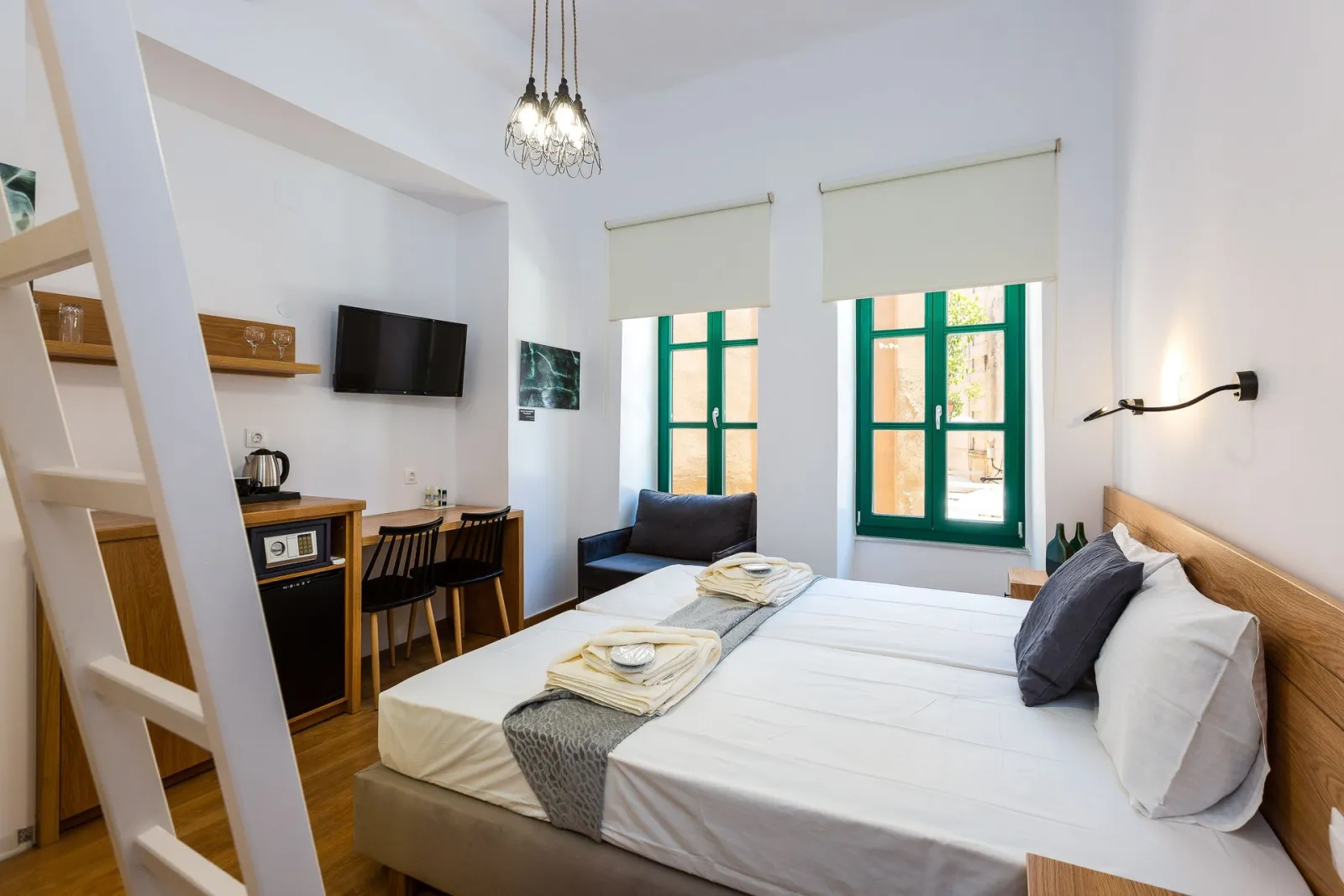 Ink Hotel Phos Rethymno, Rethymno, Grčka — Triple Room