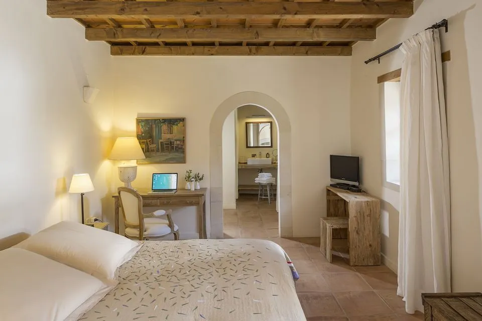 Kapsaliana Village Hotel, Grčka — Classic double room (Eridanus - Hyades - Kentavros)