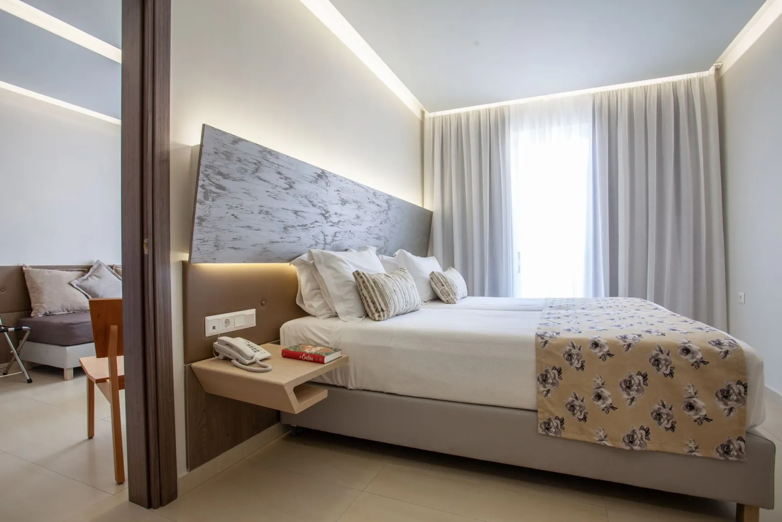 Melrose Hotel, Rethymno, Grčka — Family Suite