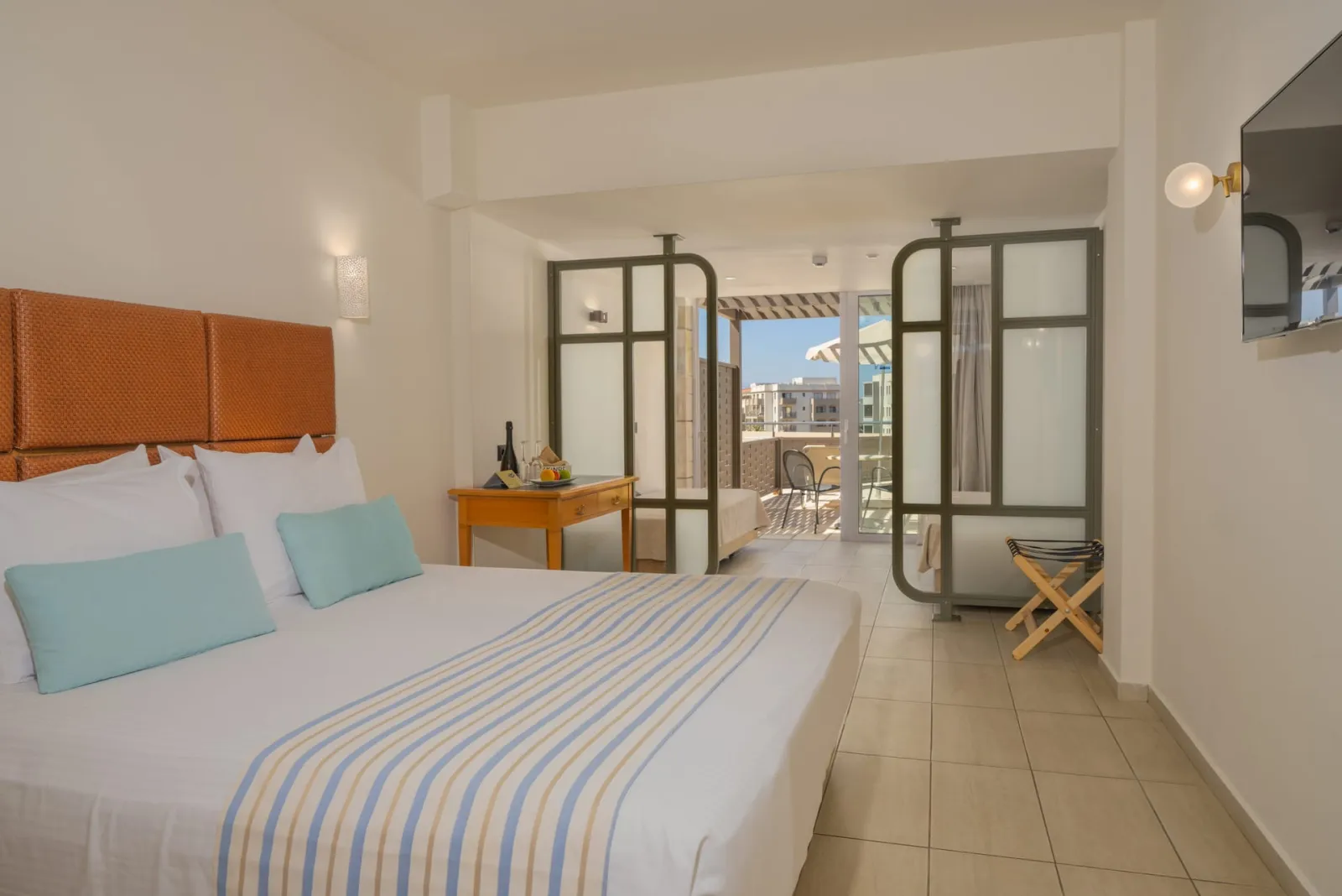 Minos Hotel, Rethymno, Grčka — Superior Junior Suite