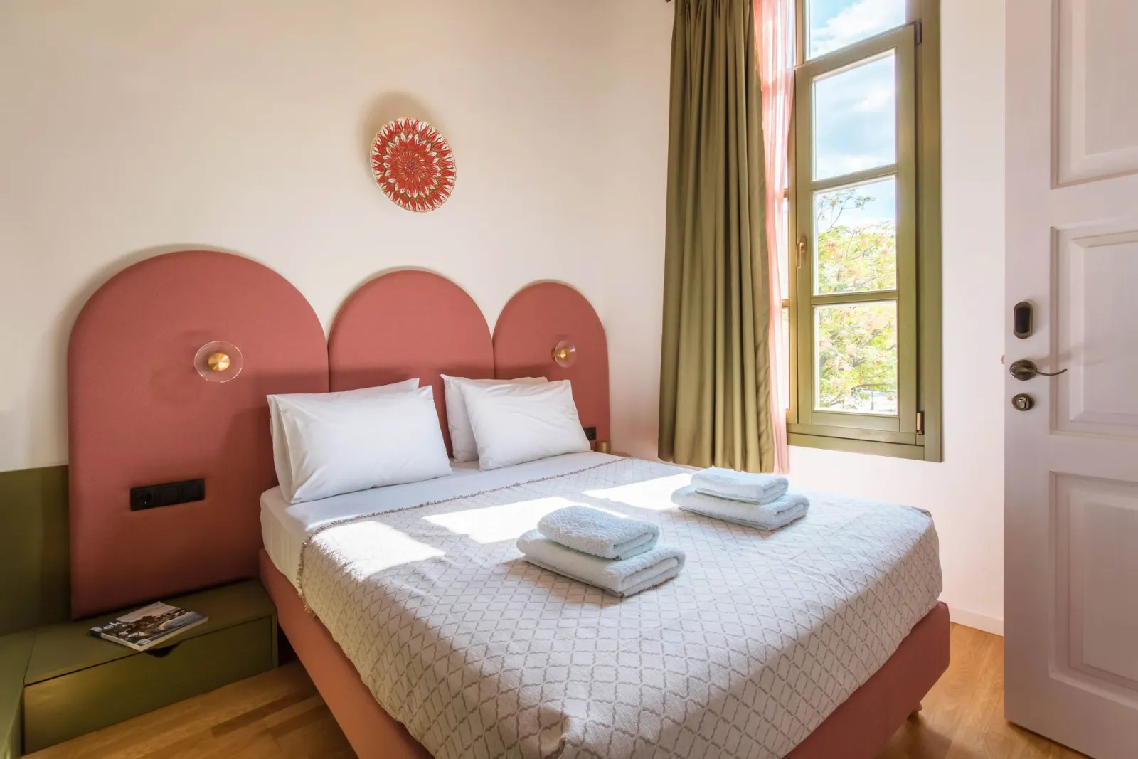 Neratze Hammam Suites Rethymno, Rethymno, Grčka — Deluxe Double Room