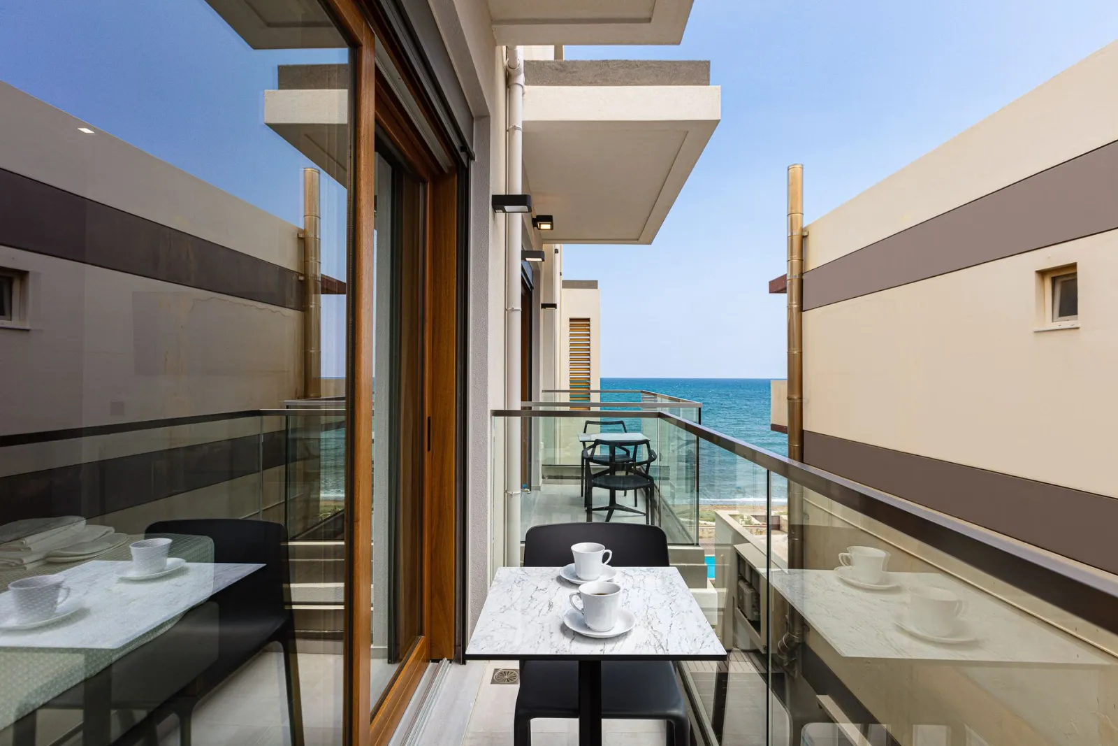 North Coast Seaside Suites Rethymno, Rethymno, Grčka — Studio with Side Sea View
