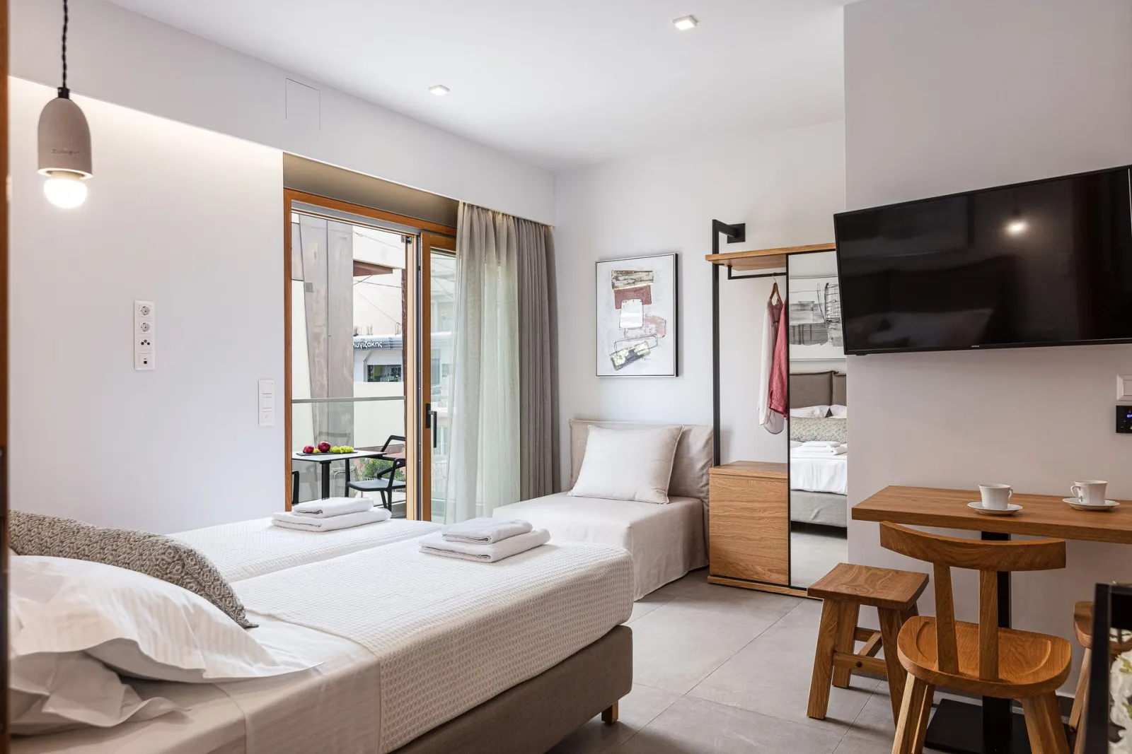 North Coast Seaside Suites Rethymno, Rethymno, Grčka — Superior Studio with Side Sea View