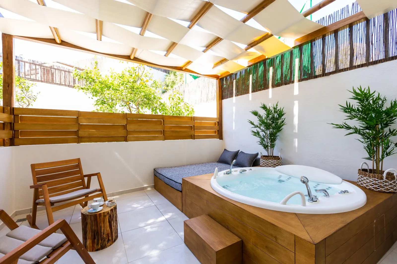 Nostos Beach Boutique Hotel Rethymno, Rethymno, Grčka — Junior Suite