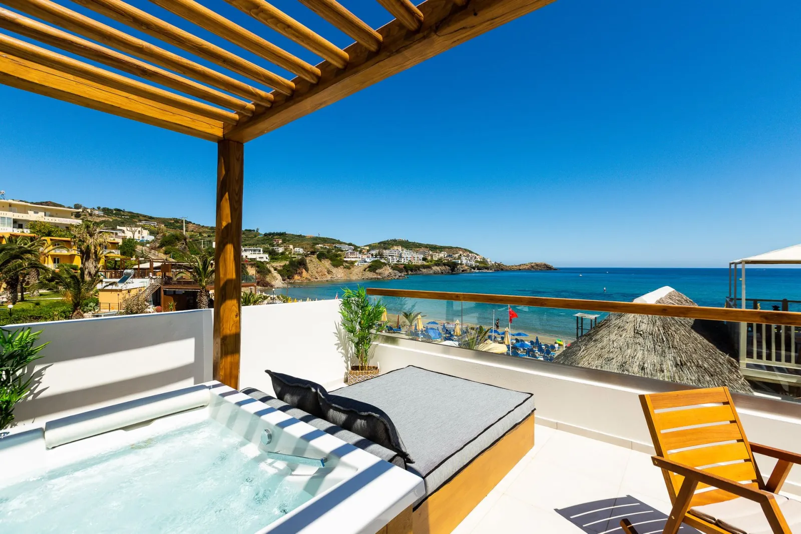 Nostos Beach Boutique Hotel Rethymno, Rethymno, Grčka — Junior Suite with Sea View