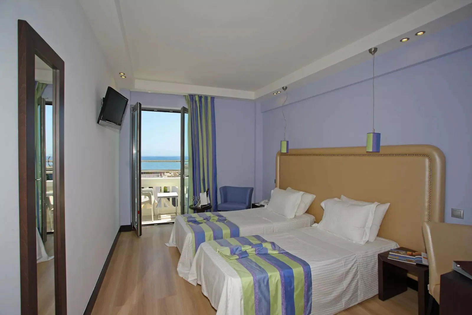 Olympic Palladium, Grčka — Standard Twin or Double Side Sea View Room