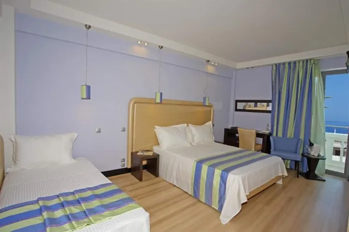 Olympic Palladium, Grčka — Triple Room