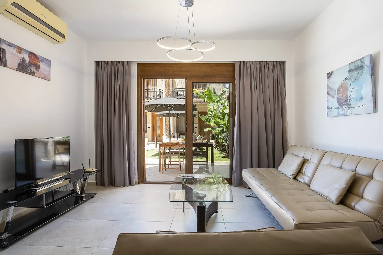 Pantheon Villas & Suites, Rethymno, Grčka — Suite