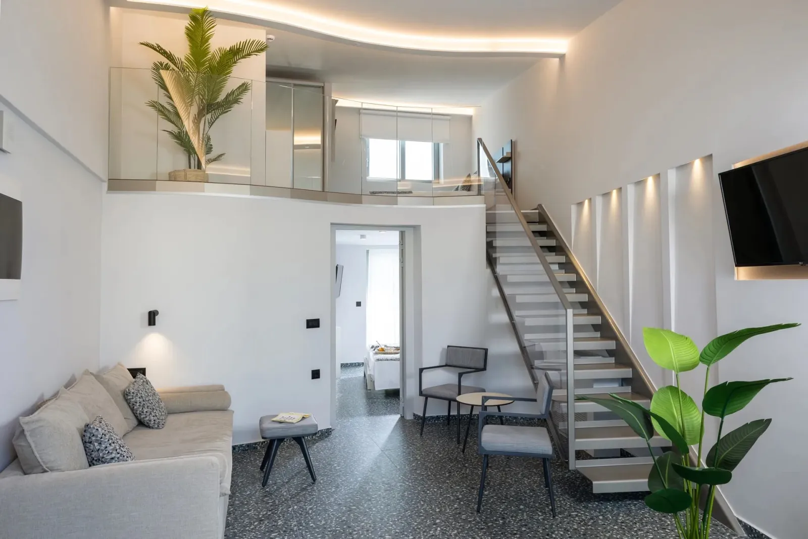 Pearl Seabreeze Suites, Rethymno, Grčka — Superior Family Suite Split Level