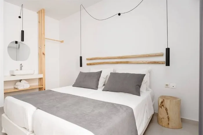 Petradi Beach Hotel, Vederi, Grčka — Double Room Classic Street View