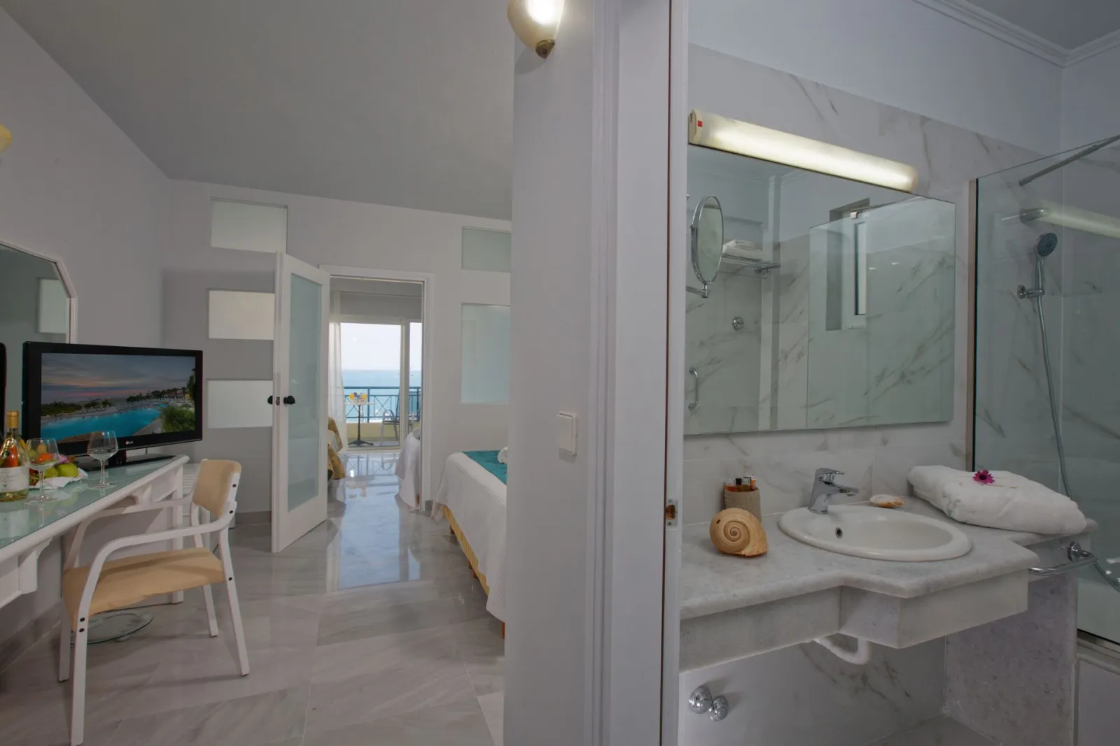 Rethymno Mare Royal & Water Park, Rethymno, Grčka — One Bedroom Suite Sea View