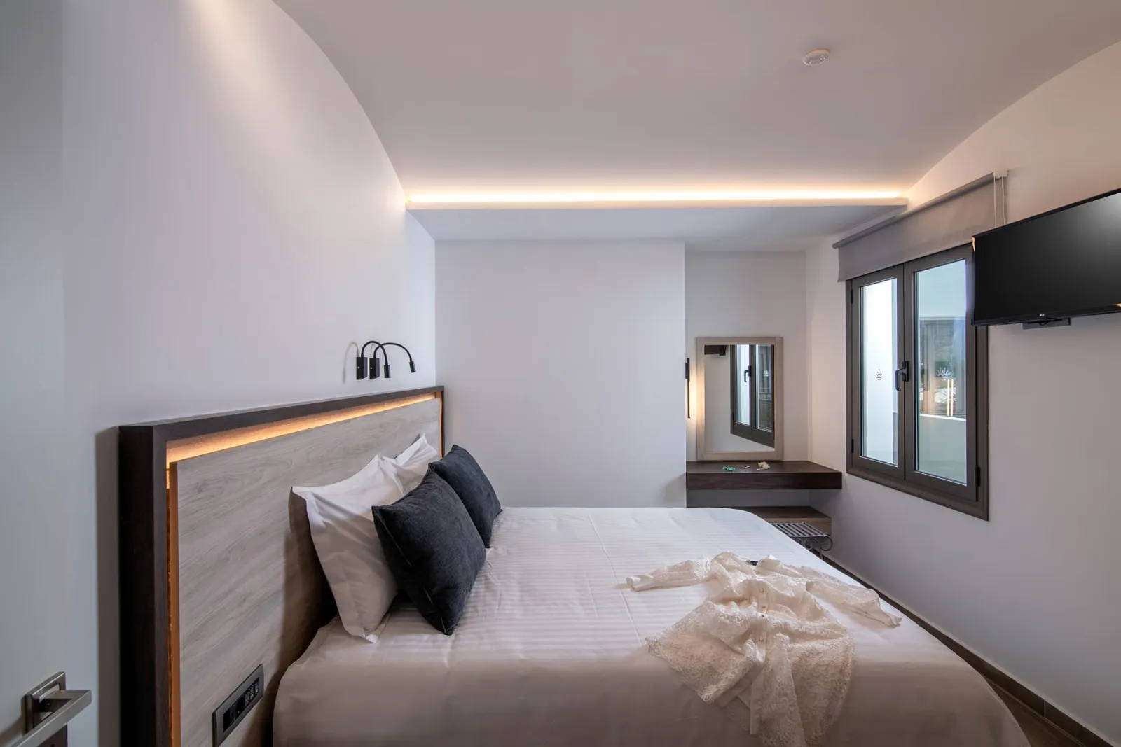 Summer Dream, Rethymno, Grčka — Deluxe One Bedroom Apartment with Jetted Tub