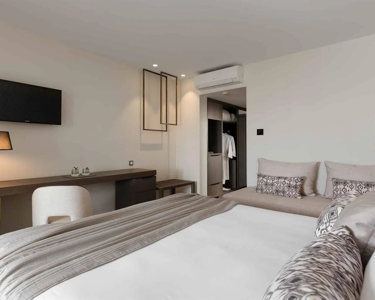 Theartemis Palace, Rethymno, Grčka — Double Room Superior