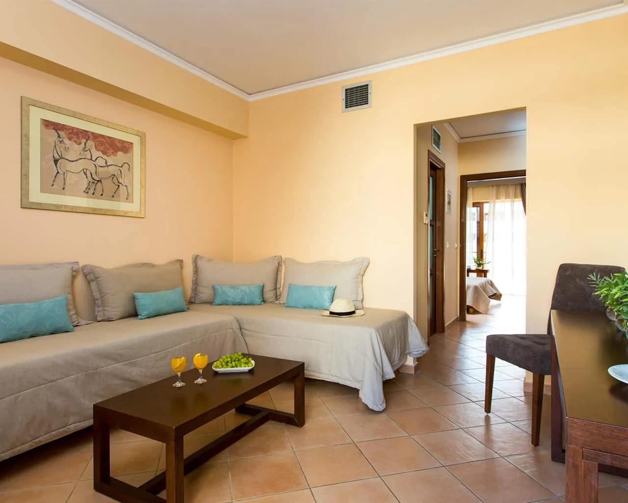 Theartemis Palace, Rethymno, Grčka — Family Room