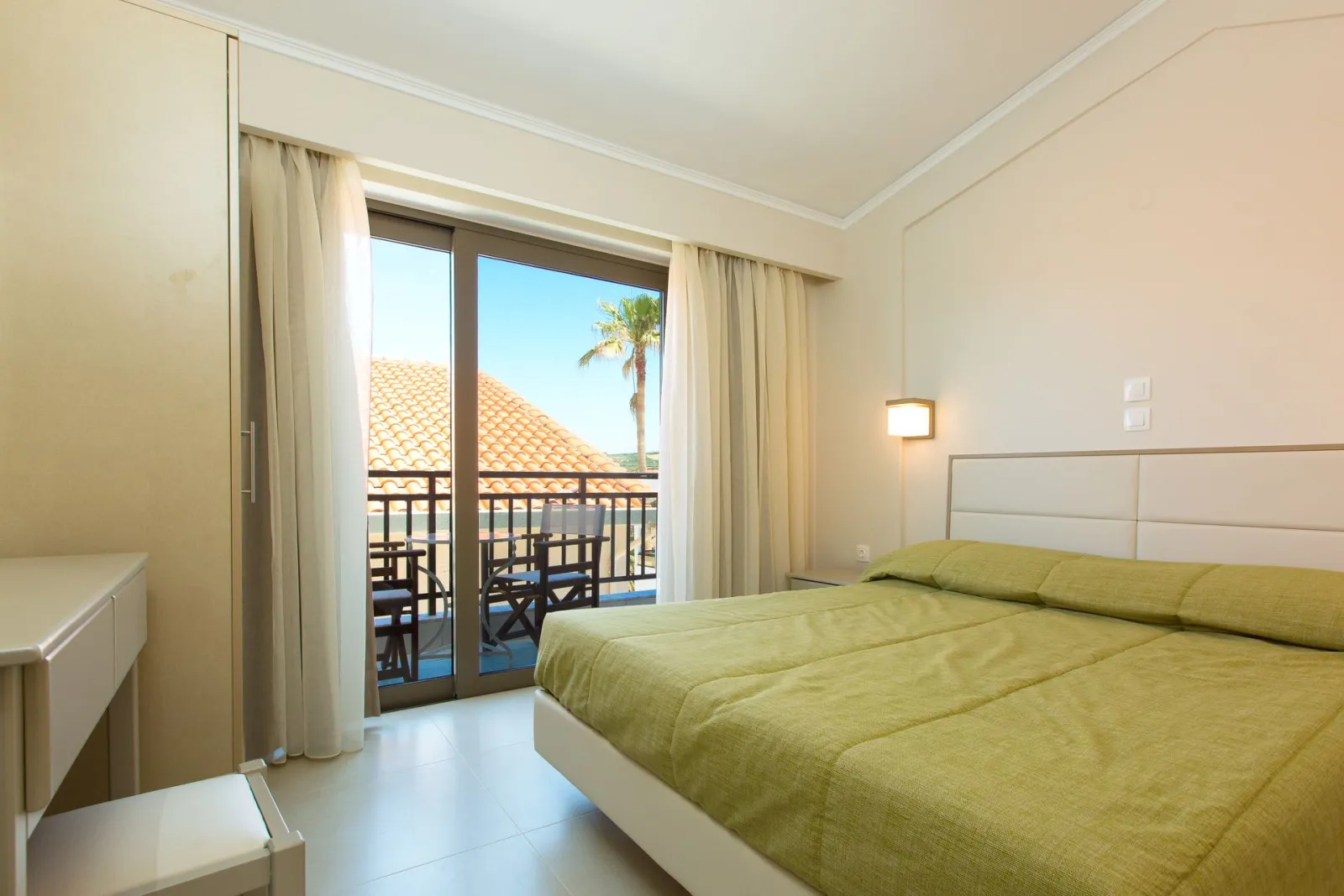 Trefon Hotel Apartments & Suites Crete, Rethymno, Grčka — Superior One Bedroom Apartment Maisonette