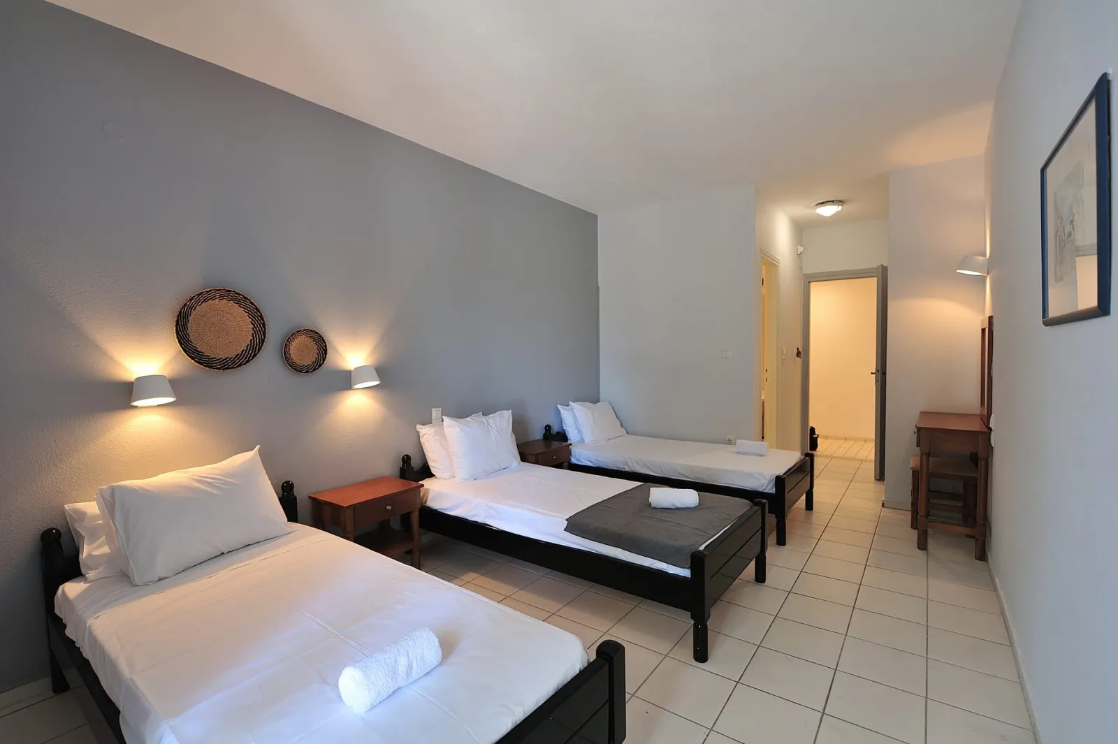 Anamar Skiathos Hotel, Pounda – Agios Georgios, Grčka — Triple Budget Room (Semi-basement)