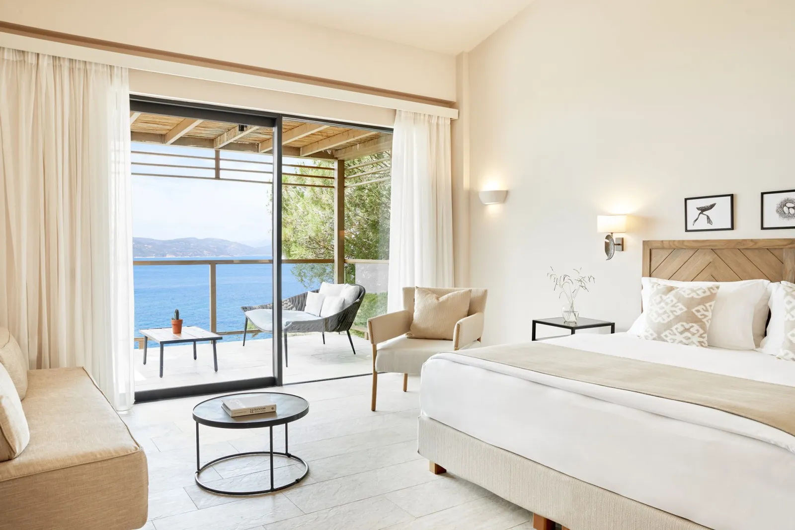 Elivi Skiathos, Koukounaries, Grčka — Double Supreme Deluxe upper Floor | Nest Infinity Rooms & Suites