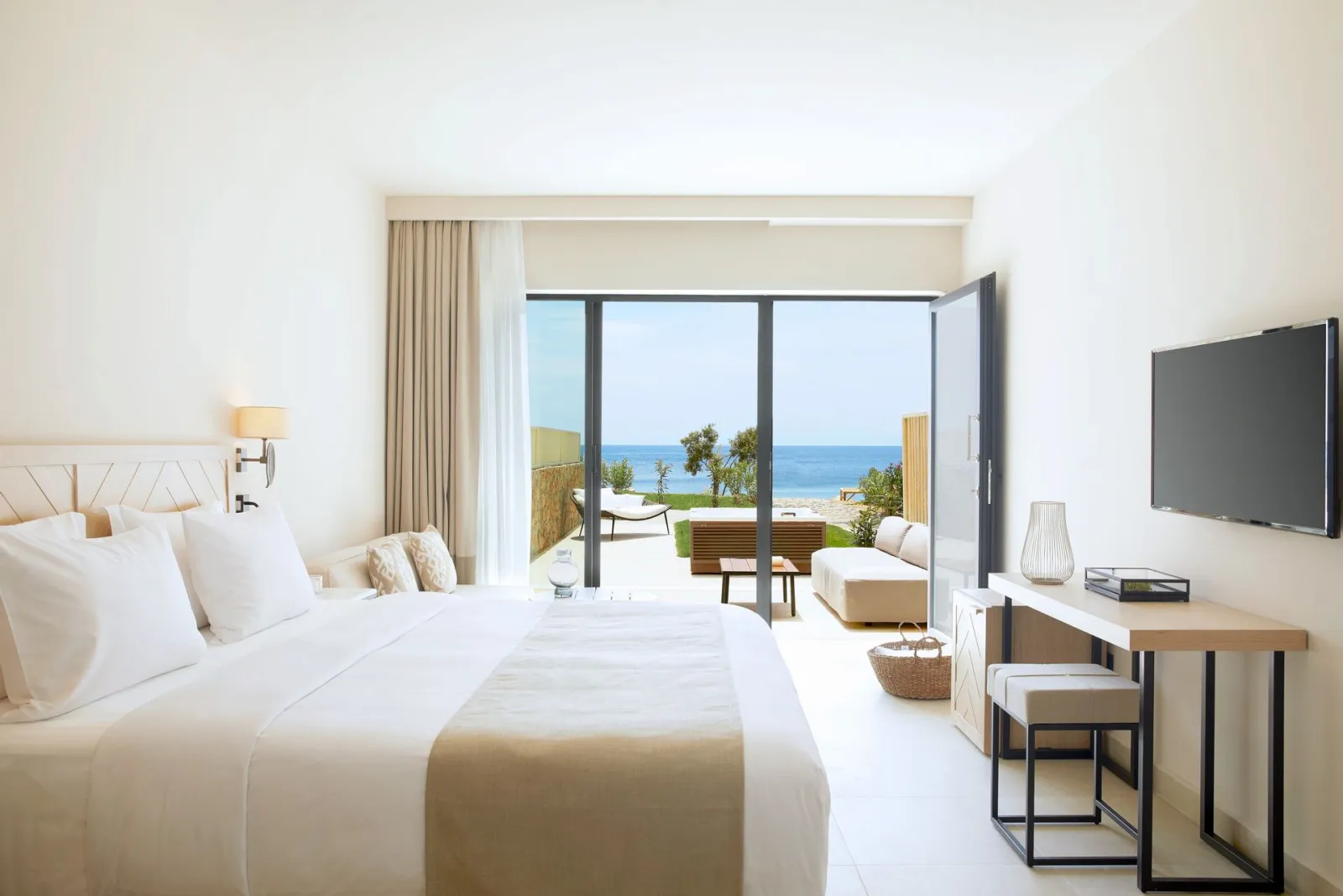 Elivi Skiathos, Koukounaries, Grčka — The Grace Suite | Grace Rooms & Suites
