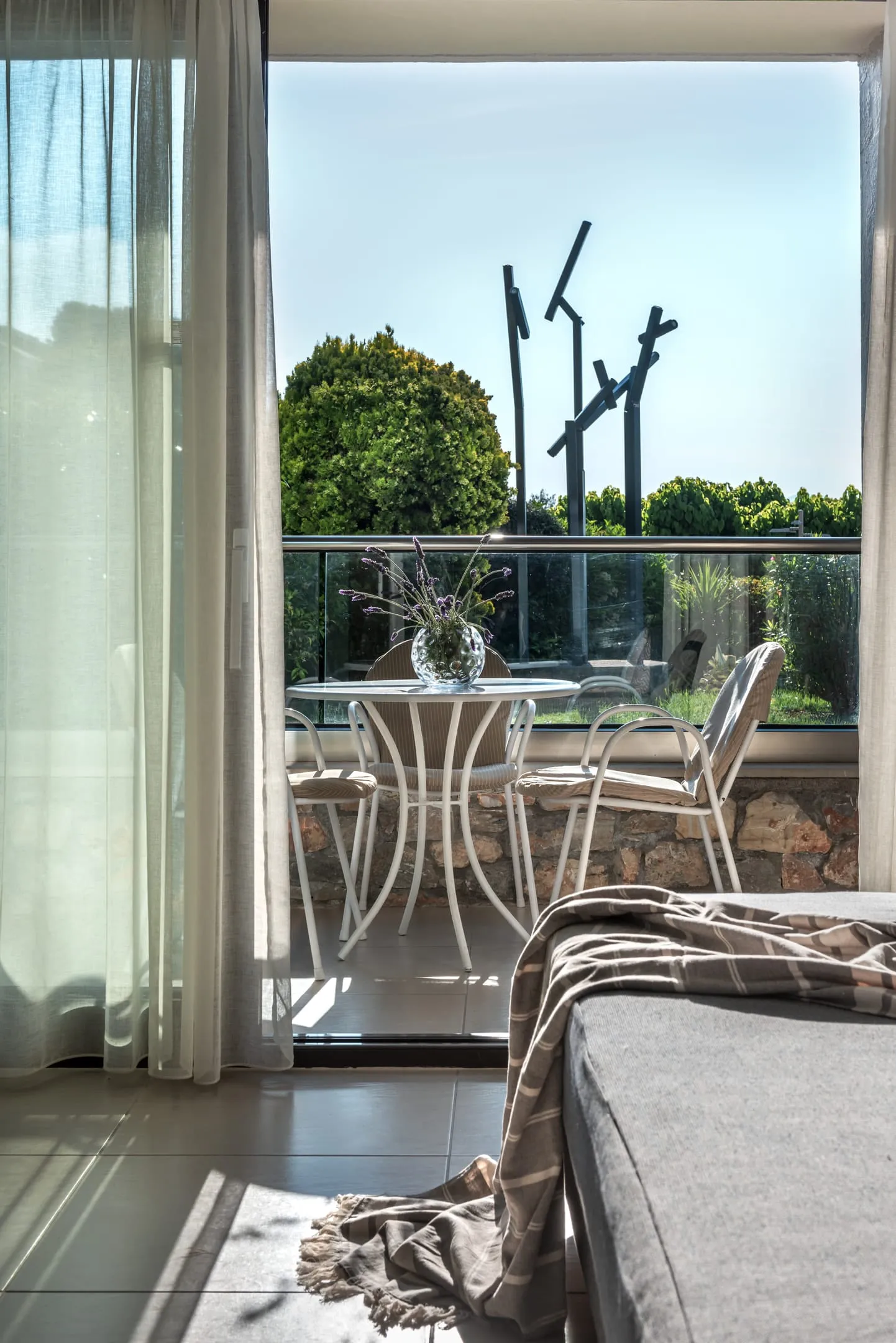 Kassandra Bay Resort, Suites & SPA, Vasilias, Grčka — Family Room Garden View