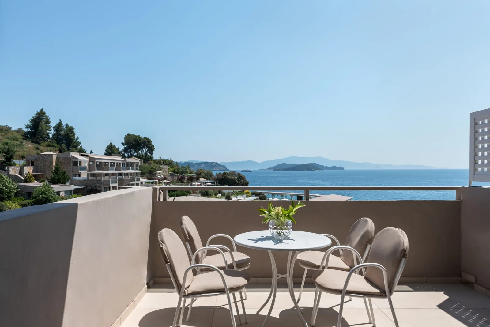 Kassandra Bay Resort, Suites & SPA, Vasilias, Grčka — Family Room Sea View