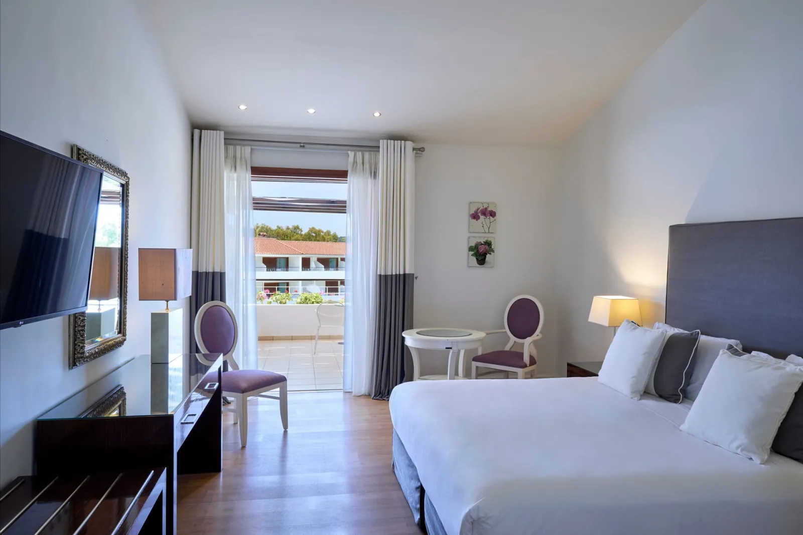 Princess Resort Skiathos SANTIKOS COLLECTION, Agia Paraskevi, Grčka — Deluxe Double Sea View Room