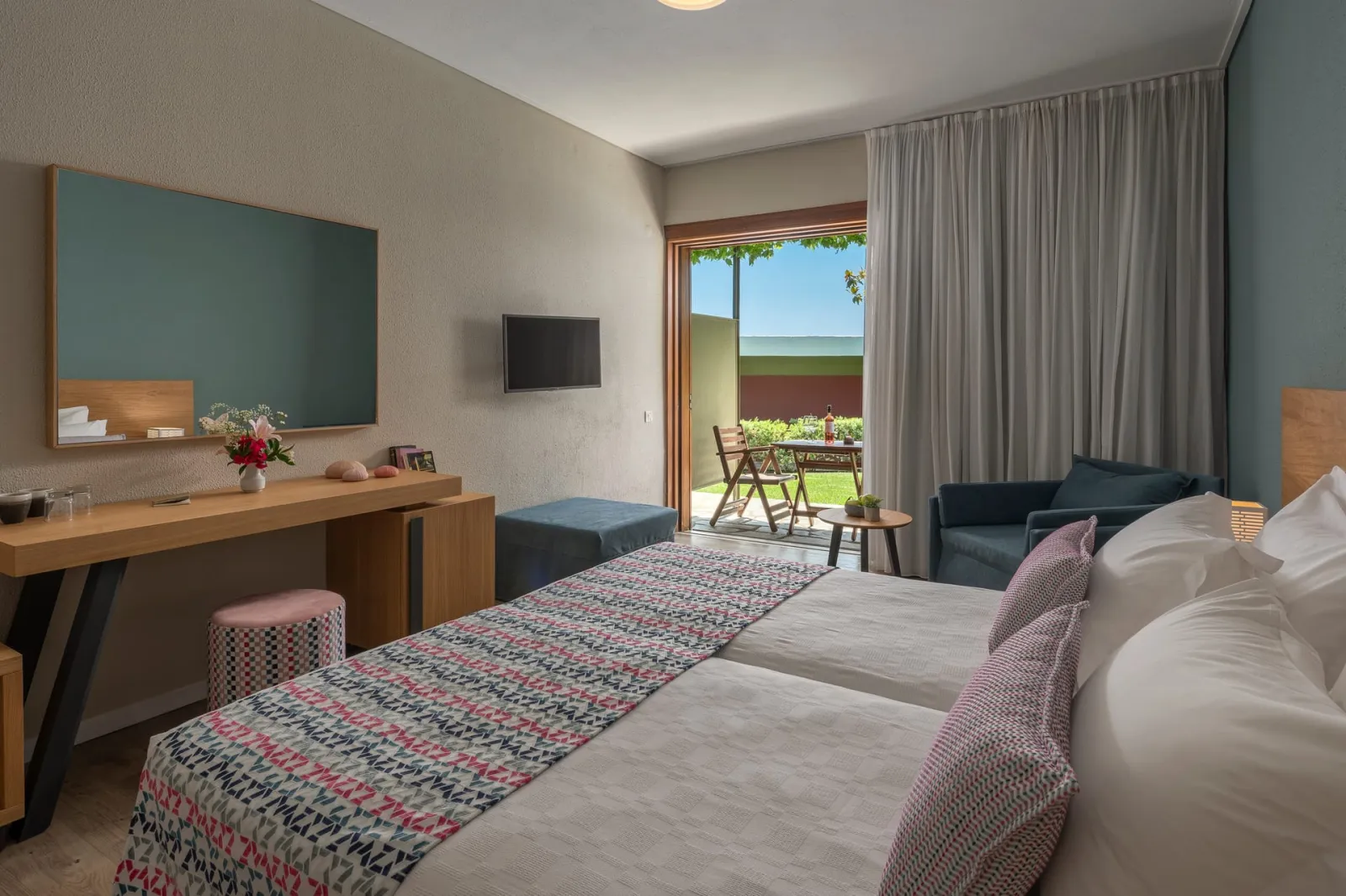 The Skiathos Palace Hotel, Kukunaries, Grčka — Standard Room with Garden view