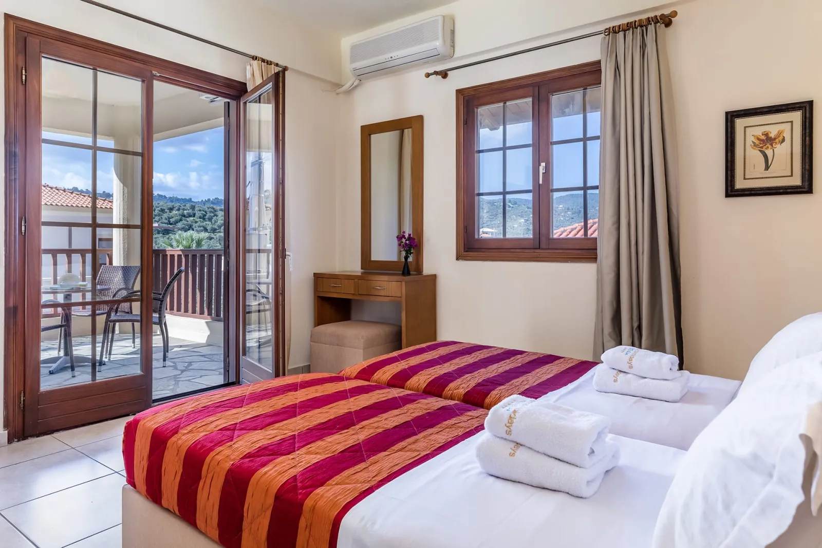 Skopelos Holidays Hotel by GHH, Skopelos – Chora, Grčka — Classic Double Room Garden or Pool View