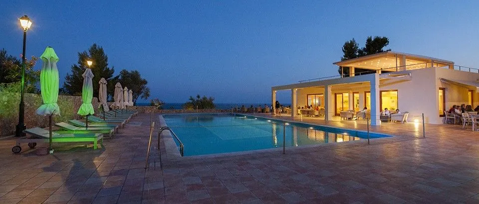 Alonissos Beach Bungalows & Suites Hotel, Milia, Grčka — fotografija 1