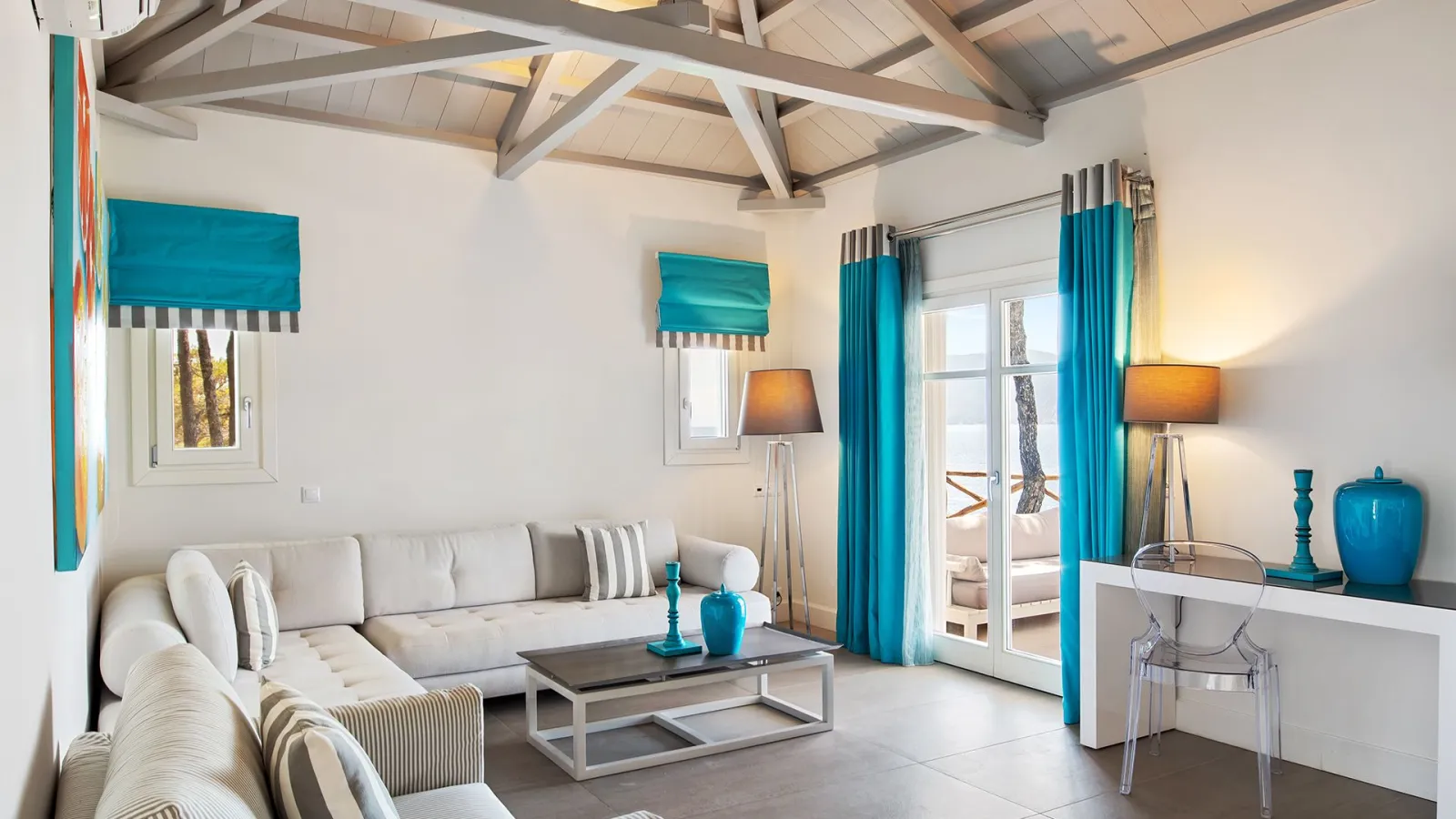 Marpunta Resort Alonnisos SANTIKOS COLLECTION, Marpunta, Grčka — Suite Sea Front
