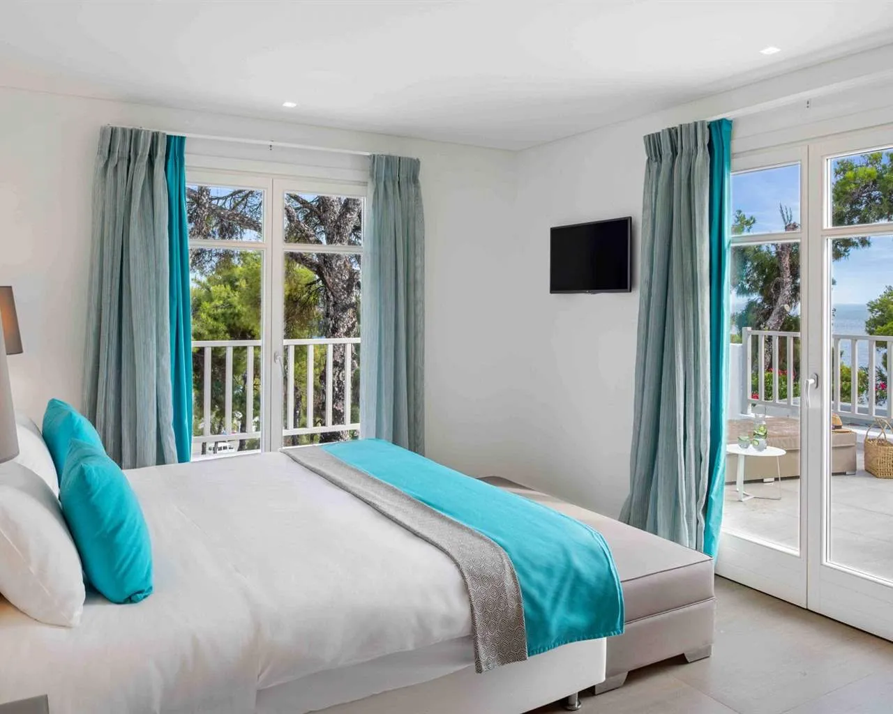 Marpunta Resort Alonnisos SANTIKOS COLLECTION, Marpunta, Grčka — Suite Sea View