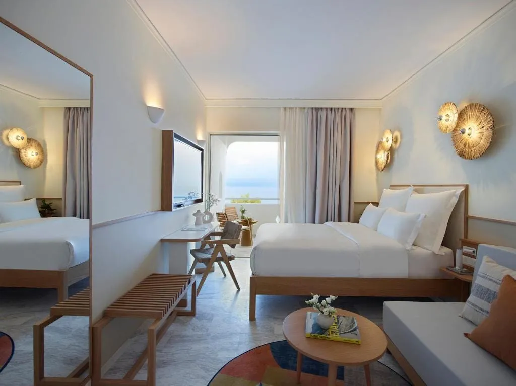 Brown Beach Chalkida, Halkida, Grčka — Superior Sea View Room
