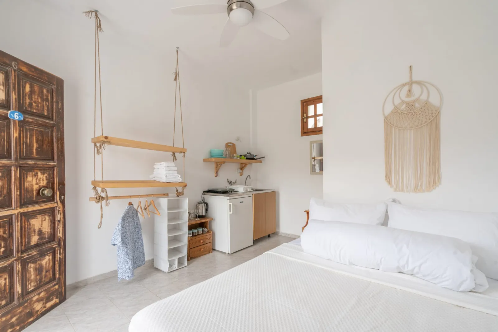 Despoina Rooms Potami, Grčka — Studio with terrace and Breakfast