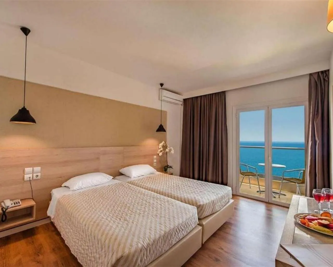 Evia Riviera Resort By Anayia All-Inclusive Resorts, Amirantos, Grčka — Double for Single Use Classic Side Sea View