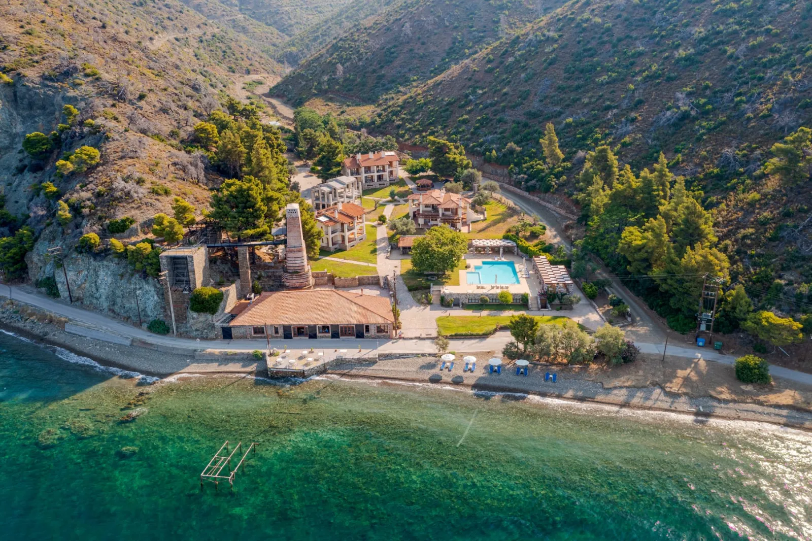Kaminos Hotel by Nin & Bau, Limni